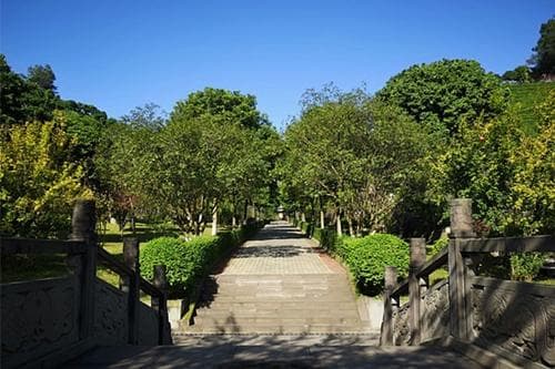 关于成都地区公墓陵园排行榜的说明